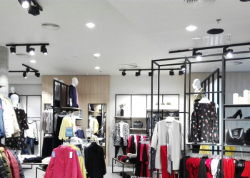 Bien &eacute;clairer un magasin de pr&ecirc;t-&agrave;-porter
